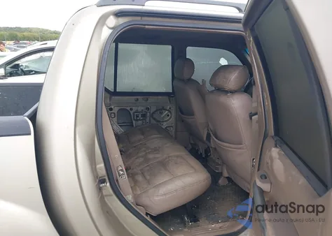 2001 Ford Explorer Sport Trac z USA, uszkodzony, nr VIN 1FMZU67E81UC04390